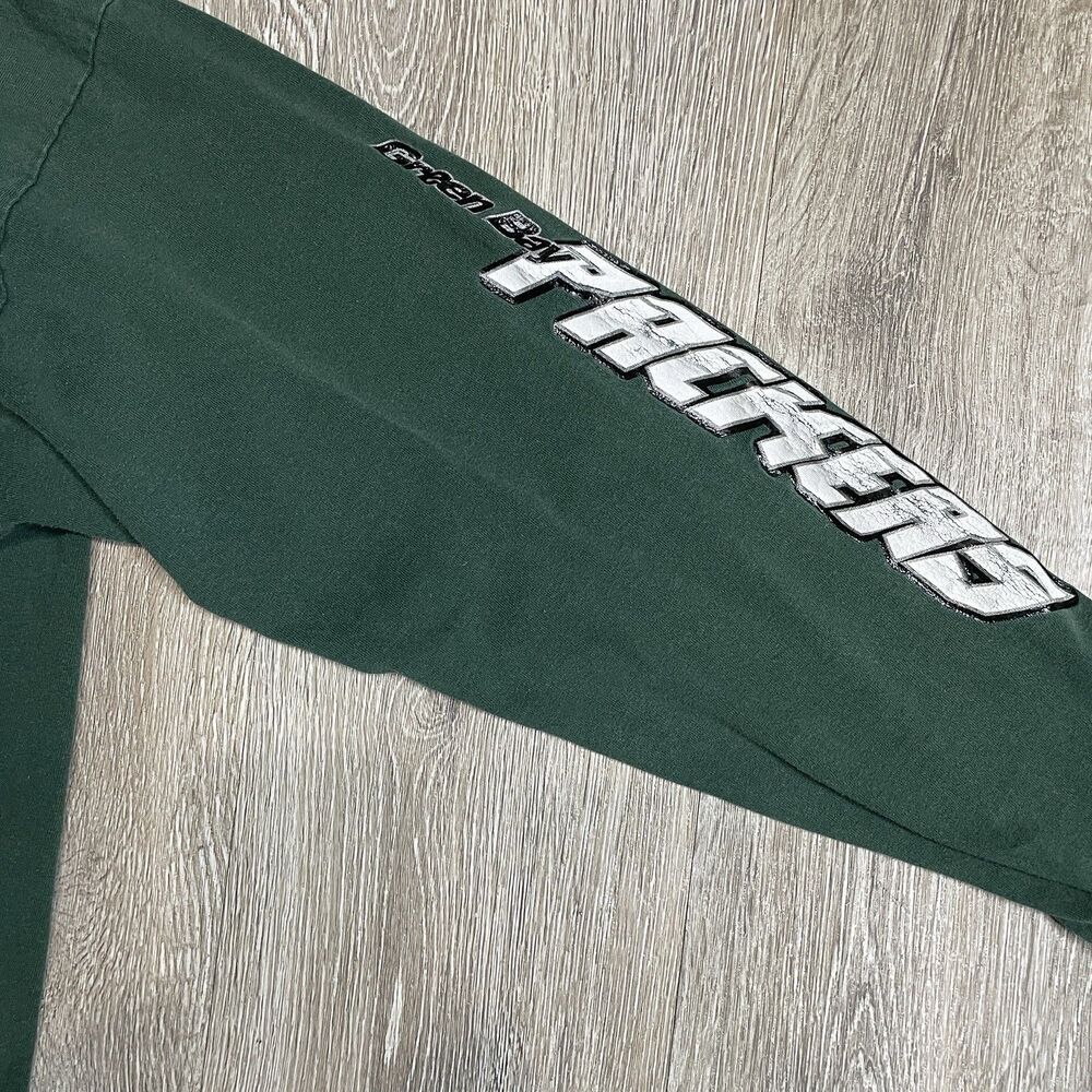 Green Bay Packers Football Shirt Adult Large Green Faded Long Sleeve Tee NFL - Picture 2 of 4